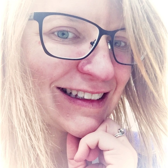 Meet the Posher Other - Meet your Posher, Kristin